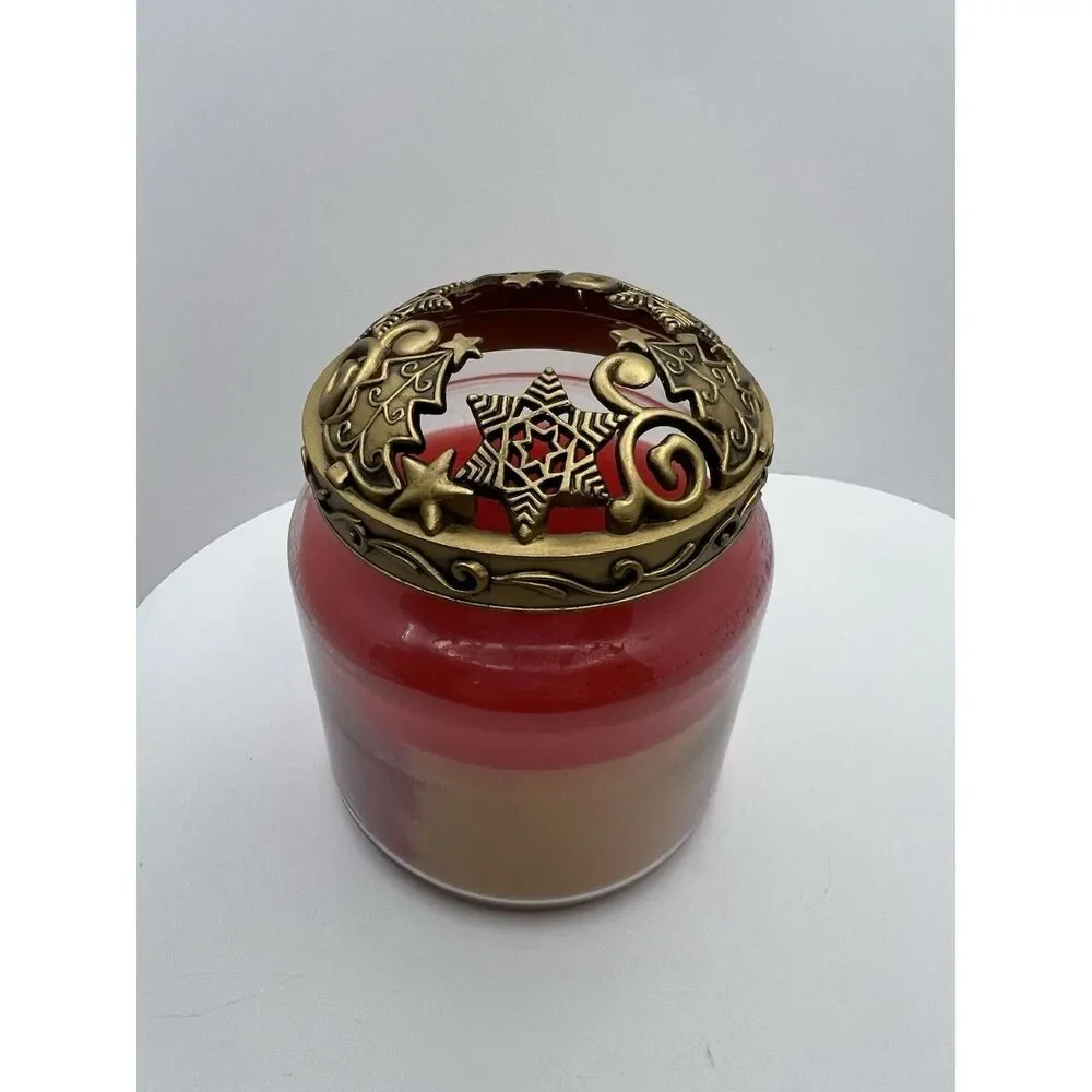 Yankee Candle - Mrs. Claus Cookies Swirl  Jar 12 Oz W/ Decorative Lid